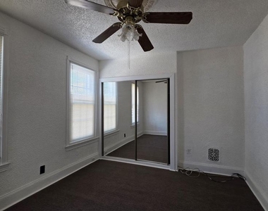 149 N Dearborn Street - Photo Thumbnail 17