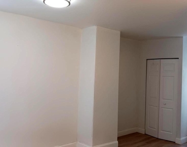 317 N 33rd Street - Photo Thumbnail 18