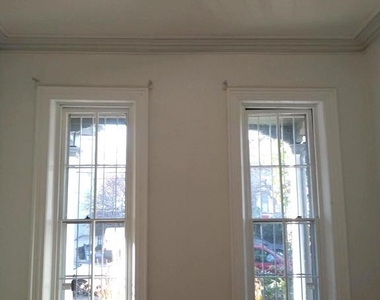 317 N 33rd Street - Photo Thumbnail 8