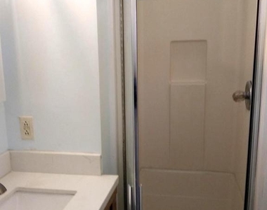 317 N 33rd Street - Photo Thumbnail 19