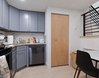 1238 E Montgomery Avenue - Photo Thumbnail 5