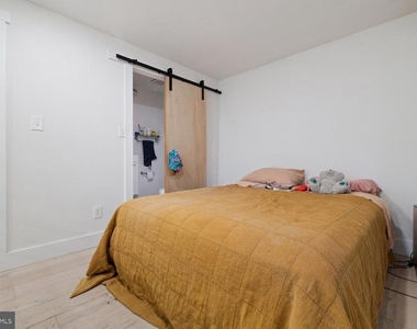 1238 E Montgomery Avenue - Photo Thumbnail 10
