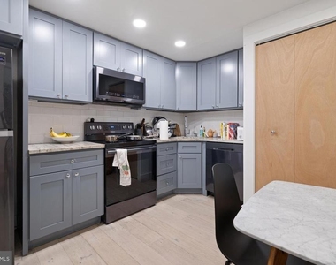 1238 E Montgomery Avenue - Photo Thumbnail 9