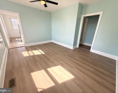 1201 Arch Street - Photo Thumbnail 3