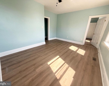 1201 Arch Street - Photo Thumbnail 4