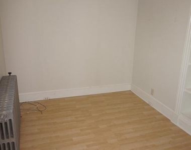 535 Sandy Street - Photo Thumbnail 15