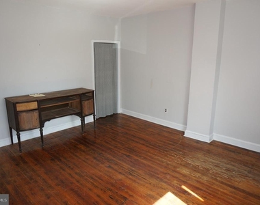 535 Sandy Street - Photo Thumbnail 3