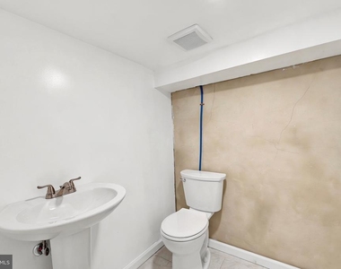 1015 Mcclenahan Terrace - Photo Thumbnail 18