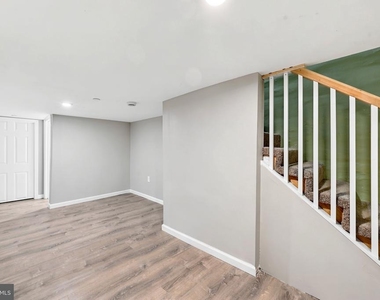 1015 Mcclenahan Terrace - Photo Thumbnail 16