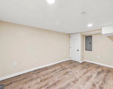 1015 Mcclenahan Terrace - Photo Thumbnail 19