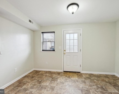 113 S Worthington Street - Photo Thumbnail 14