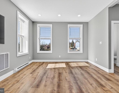 329 S High Street - Photo Thumbnail 10