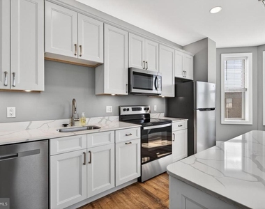 329 S High Street - Photo Thumbnail 5
