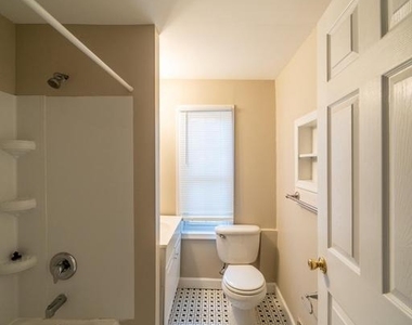 103 S Walnut Street - Photo Thumbnail 17