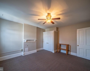 103 S Walnut Street - Photo Thumbnail 15