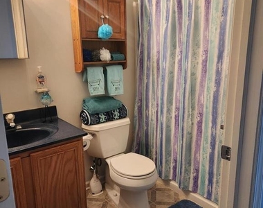 121 Horseshoe Drive - Photo Thumbnail 7