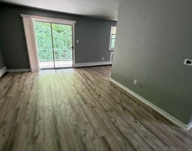 20 Fort Sumpter Road - Photo Thumbnail 1