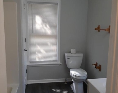 2228 Kennedy Street - Photo Thumbnail 5