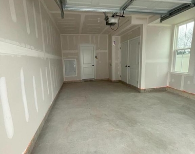 2 Sidney Lane - Photo Thumbnail 20