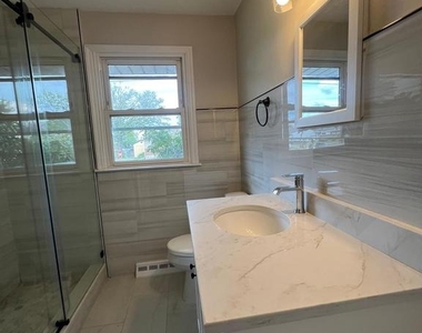 7406 Jackson Avenue - Photo Thumbnail 9