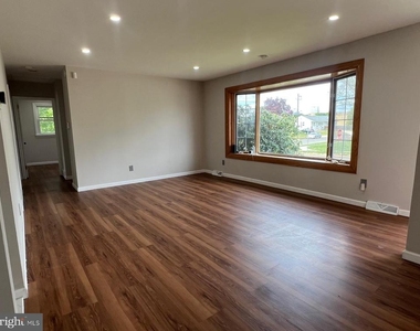 7406 Jackson Avenue - Photo Thumbnail 4