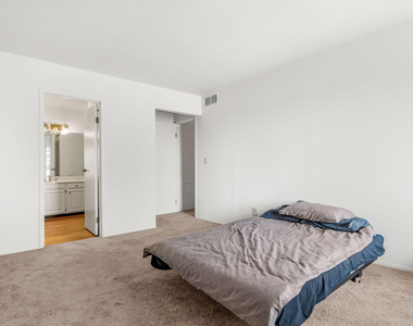 730 Cliffs Drive - Photo Thumbnail 17