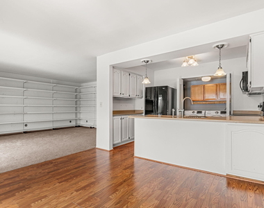 730 Cliffs Drive - Photo Thumbnail 12