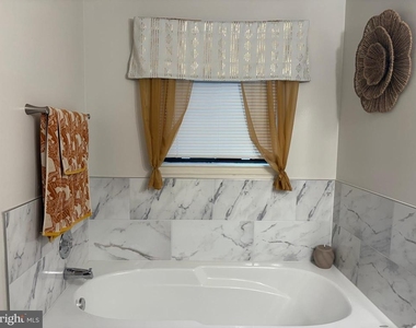 4403b Aberdeen Drive - Photo Thumbnail 26