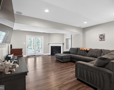101 Isabelle Court - Photo Thumbnail 26