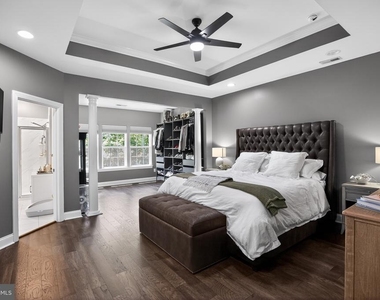 101 Isabelle Court - Photo Thumbnail 19