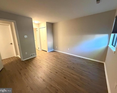 402 Cypress Point Circle - Photo Thumbnail 5