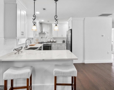 367 Hartford Road - Photo Thumbnail 7