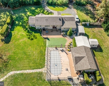 367 Hartford Road - Photo Thumbnail 32