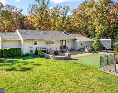 367 Hartford Road - Photo Thumbnail 29