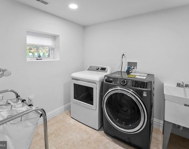 367 Hartford Road - Photo Thumbnail 24
