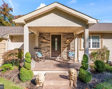 367 Hartford Road - Photo Thumbnail 4