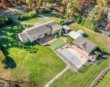 367 Hartford Road - Photo Thumbnail 34
