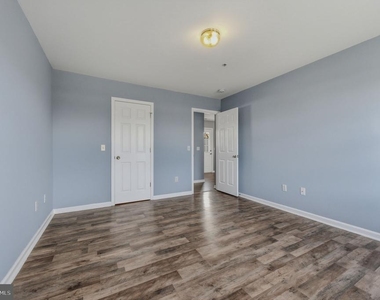 219 N Brown Street - Photo Thumbnail 10
