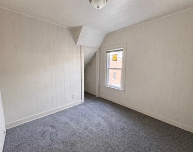5856 Barrett Street - Photo Thumbnail 2