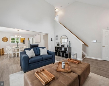 3709 38th Avenue - Photo Thumbnail 1