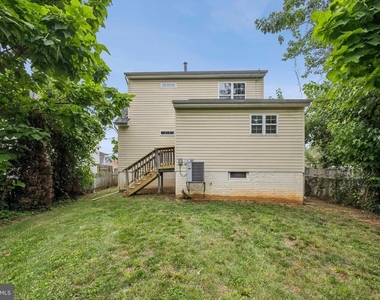 3709 38th Avenue - Photo Thumbnail 24
