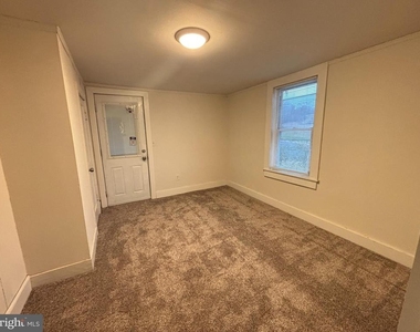 12309 Gallahan Road - Photo Thumbnail 8