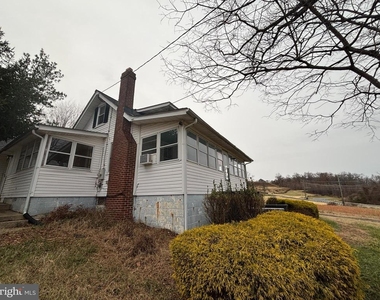 12309 Gallahan Road - Photo Thumbnail 13