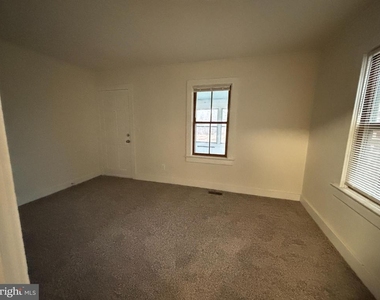 12309 Gallahan Road - Photo Thumbnail 9