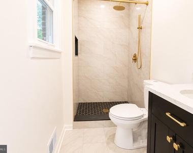 12907 Marcia Place - Photo Thumbnail 13