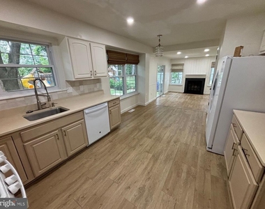 18428 Gardenia Way - Photo Thumbnail 1