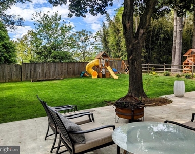 18428 Gardenia Way - Photo Thumbnail 14