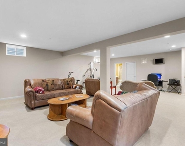 14103 Byrne Park Drive - Photo Thumbnail 14
