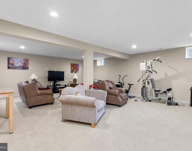 14103 Byrne Park Drive - Photo Thumbnail 15