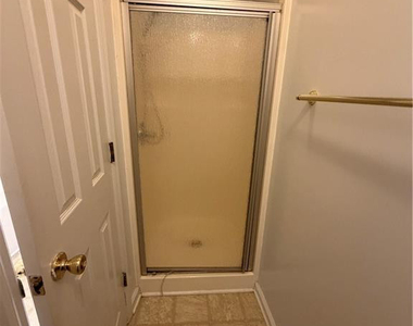 637 Spy Glass Drive - Photo Thumbnail 14
